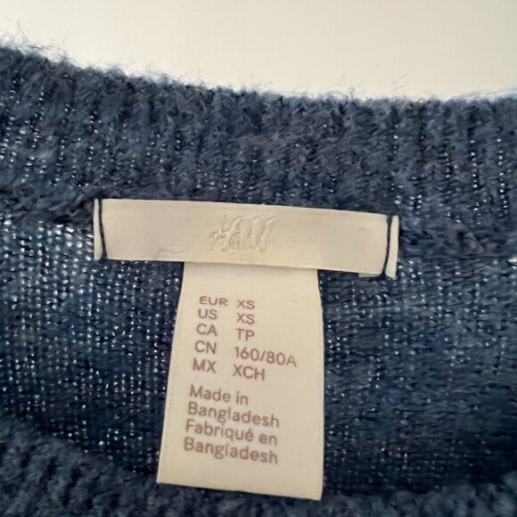 Blue H&M Sweater - Picture 2 of 2